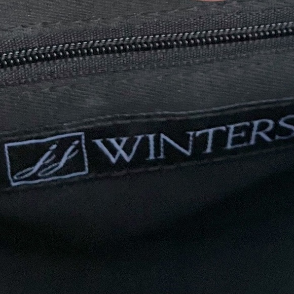 JJ WINTERS-like new! Brown Crossbody Bag with Flap Closure and adjustable strap! - Picture 8 of 16